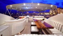 Yacht MAYAMA -  Flybridge at Night